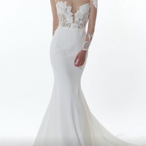 Stunning White Bridal Gown NEVER WORN